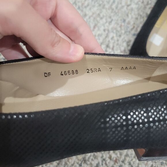 Salvatore Ferragamo Vintage Block Heel Patent Leather/Lizard Skin Black Size 7 - Picture 6 of 8